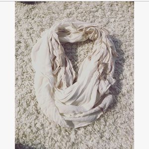 Scarf (white/ brown/ silver)
